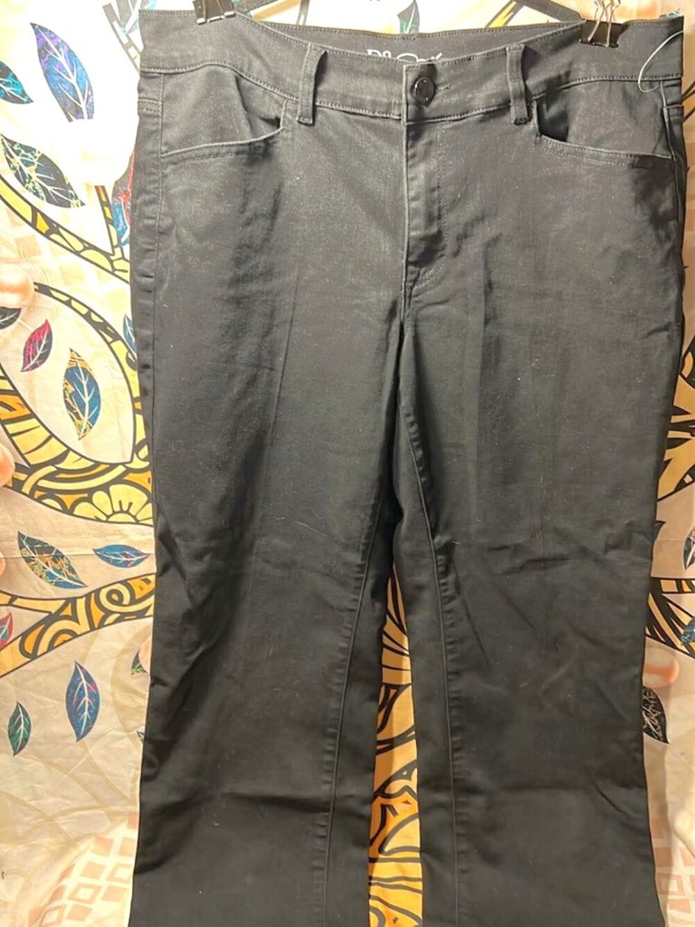 DG2 by Diane Gilman Virtual Stretch Straight-Leg Jean - New!